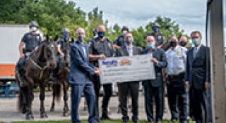 Harrah's Hoosier Park and Indiana Grand Make Donation to IMPD Mounted Patrol Unit