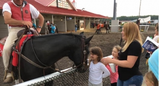 "Empire of Hope" Showcases Racehorse Aftercare at Indiana Grand
