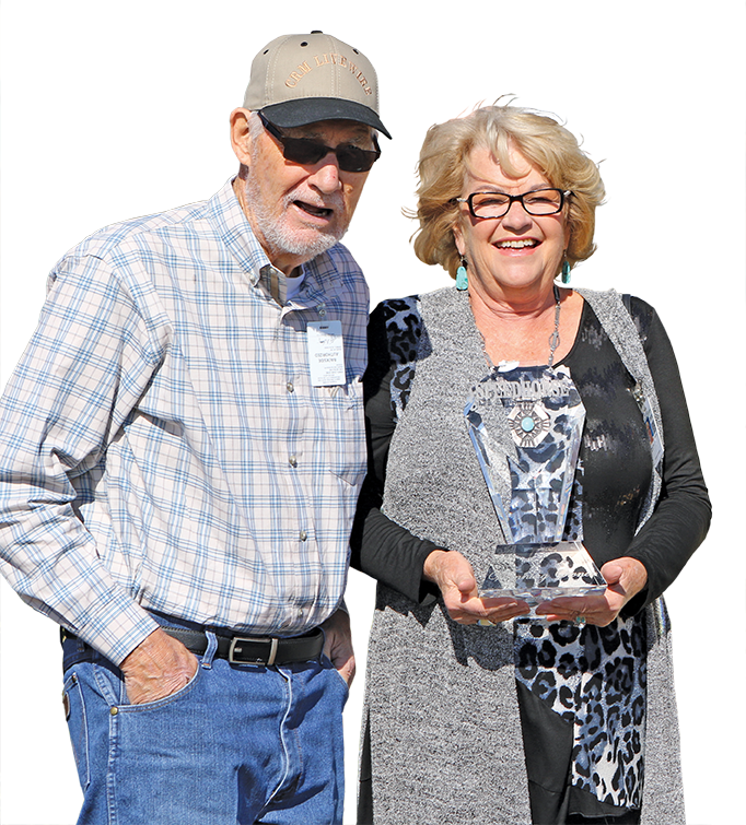 Dan & Kaye Jones, owners and breeders of Southern Electric